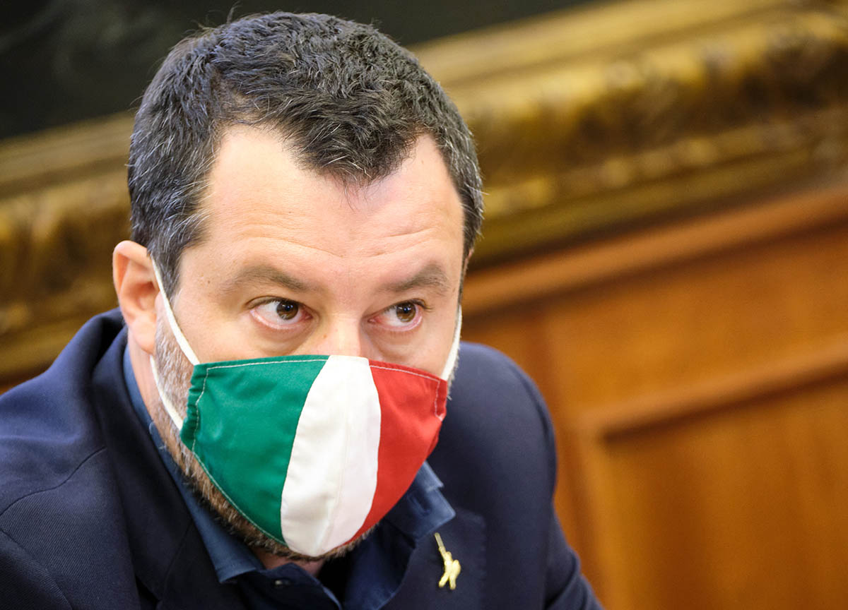 Salvini: “La Lega corre per vincere e vuole un Cdx sempre più largo” Salvini: “La Lega corre per vincere e vuole un Cdx sempre più largo”
