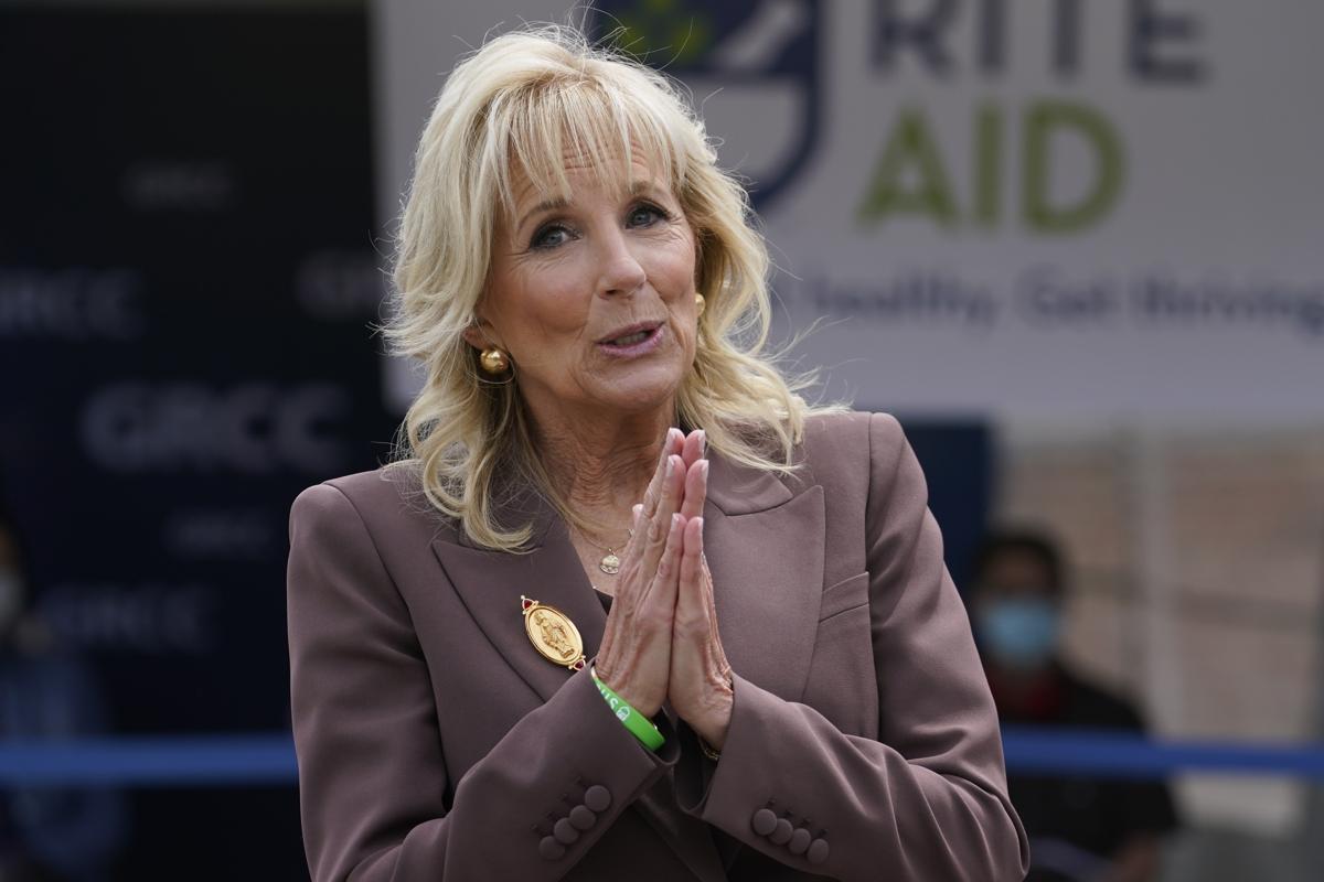 Jill Biden, i 70 anni della dottoressa B, ex cheerleader ribelle da sempre Jill Biden, i 70 anni della dottoressa B, ex cheerleader ribelle da sempre