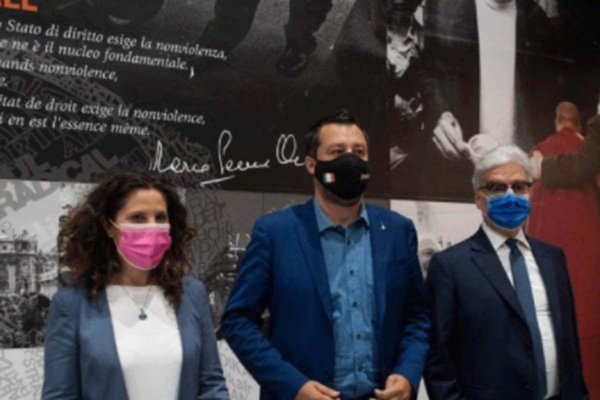 Galleria foto 'Giustizia, 6 italiani su 10 pronti a firmare i referendum Lega-Radicali' - foto 1