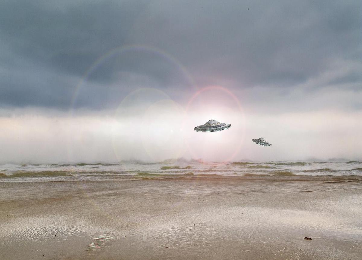Usa, continua il mistero degli Ufo in volo sui cieli americani dal 2004 Usa, continua il mistero degli Ufo in volo sui cieli americani dal 2004