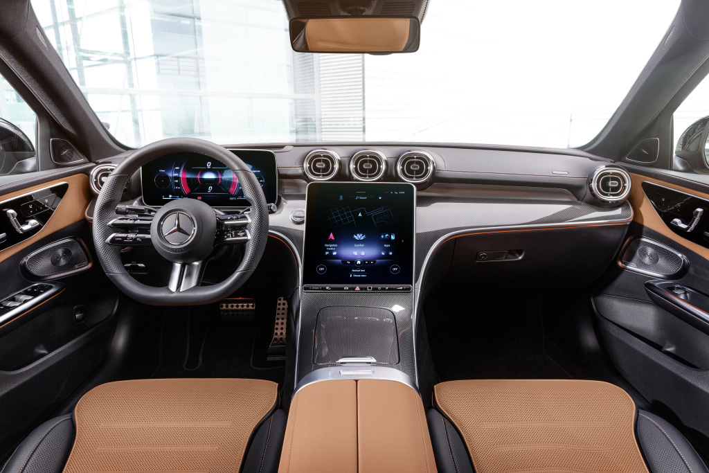 Nuova Mercedes Classe C sposta l’asticella sempre più in alto Nuova Mercedes Classe C sposta l’asticella sempre più in alto