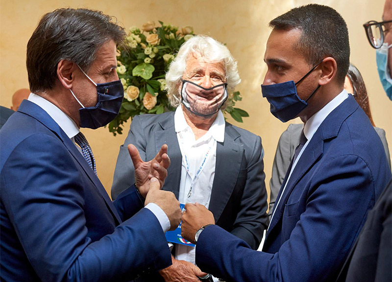 M5s, Conte: “Nel nuovo logo il 2050”. Rocco Casalino coaching tv degli eletti M5s, Conte: “Nel nuovo logo il 2050”. Rocco Casalino coaching tv degli eletti