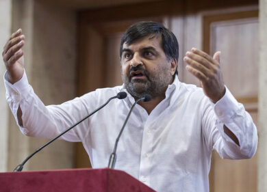 Palamara, il lobbista Centofanti: “Gli pagavo 8 mila euro annui di cene”