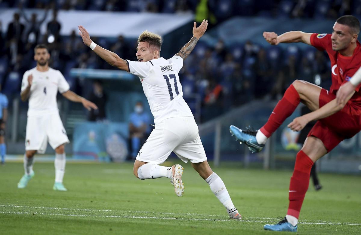 Italia-Turchia, Immobile-Berardi gol contro… Erdogan e pro-ripresa del Paese Italia-Turchia, Immobile-Berardi gol contro… Erdogan e pro-ripresa del Paese