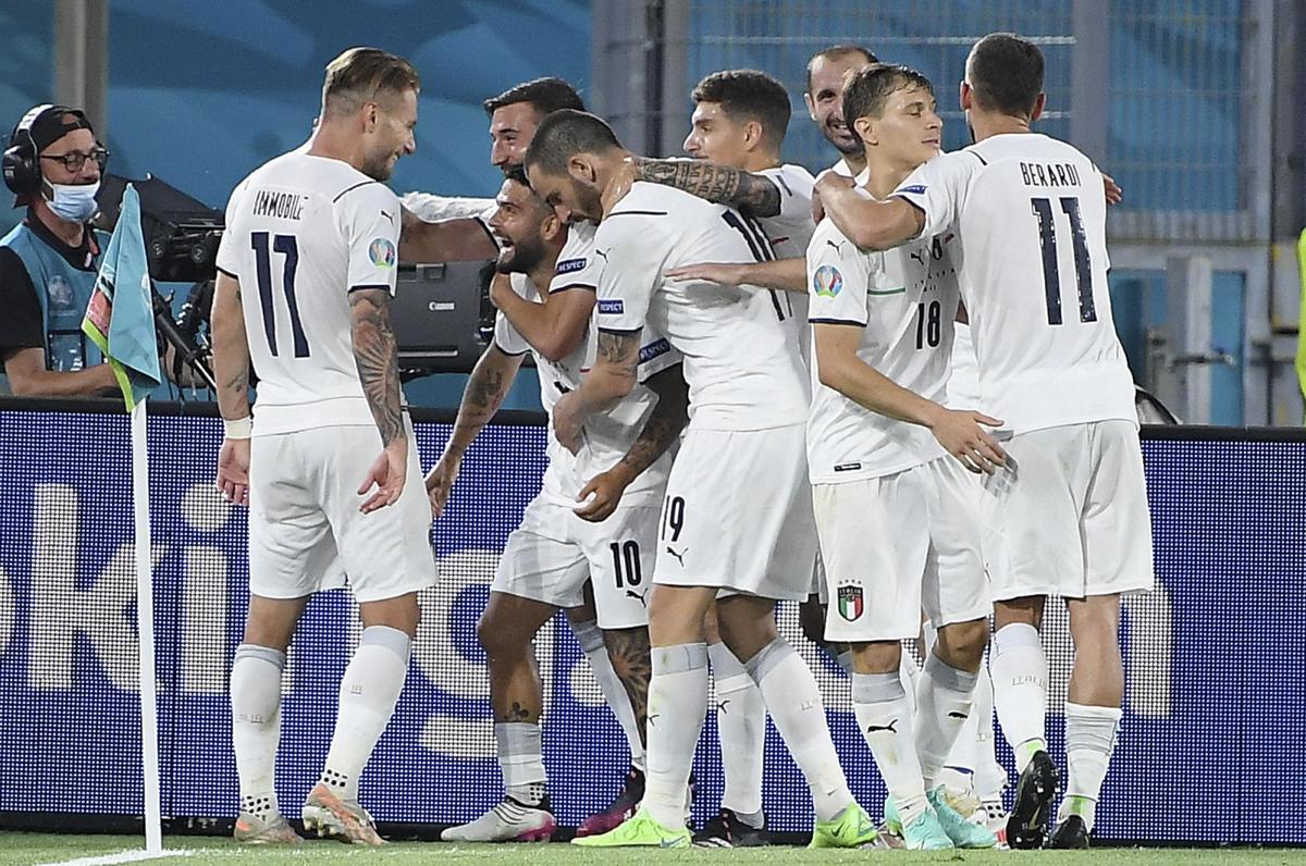 Ascolti tv, Euro-gol per l’Italia di Mancini: festeggiano Rai1 e Sky e anche.. Ascolti tv, Euro-gol per l’Italia di Mancini: festeggiano Rai1 e Sky e anche..