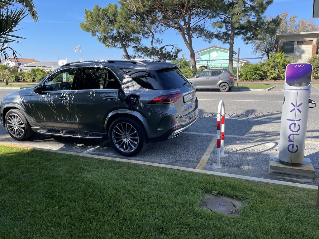 Mercedes-Benz GLE 350 de 4MATIC: come ritrovare il gusto del viaggio Mercedes-Benz GLE 350 de 4MATIC: come ritrovare il gusto del viaggio
