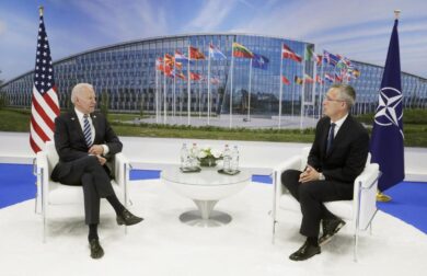 Nato, si guarda al 2030: più spese militari, più innovazione e più Cina