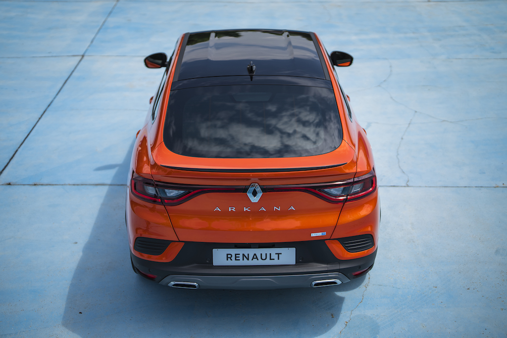 Renault Arkana e-tech 145, la nouvelle vague diventa ibrida Renault Arkana e-tech 145, la nouvelle vague diventa ibrida