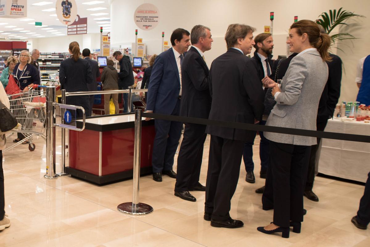 Esselunga, lascia il ceo Kahale. A Marina Caprotti la guida operativa Esselunga, lascia il ceo Kahale. A Marina Caprotti la guida operativa