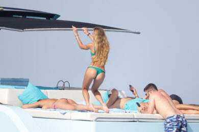 Heidi Klum, magliettina della Germania è striminzita (euro… foto!): che gol