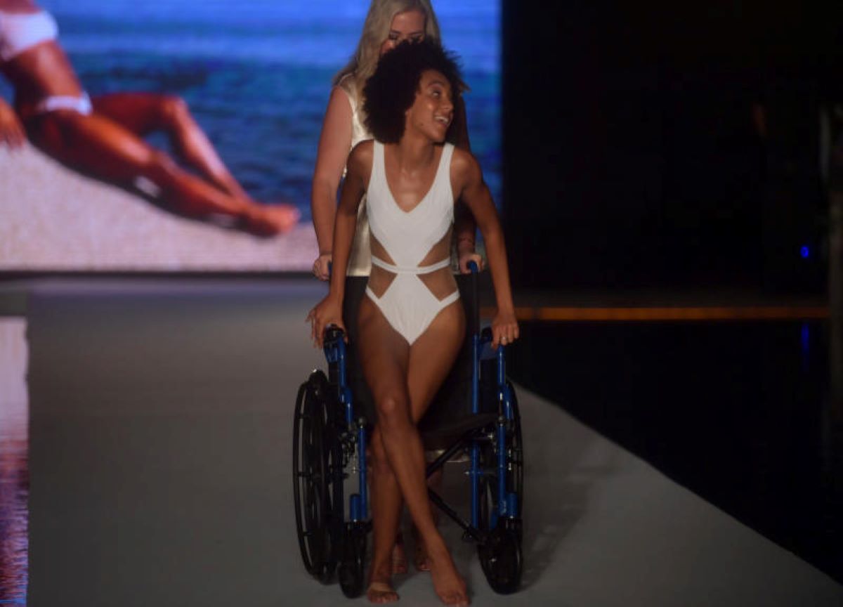 Moda curvy nuovo business: non solo Ashley Graham, donne vogliono visibilità