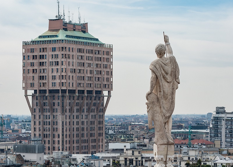 Concerto dell’Accademia della Scala sul terrazzo della Torre Velasca a Milano Concerto dell’Accademia della Scala sul terrazzo della Torre Velasca a Milano