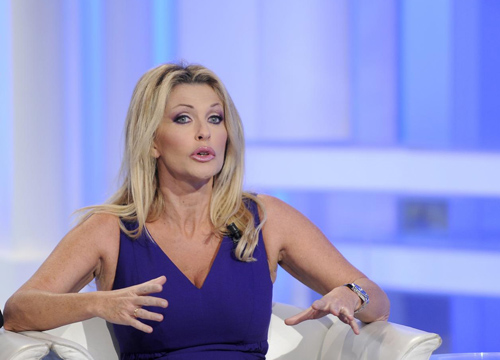 Paola Ferrari gaffe nomi dei calciatori. Video-Basic Instinct? “Involontario”