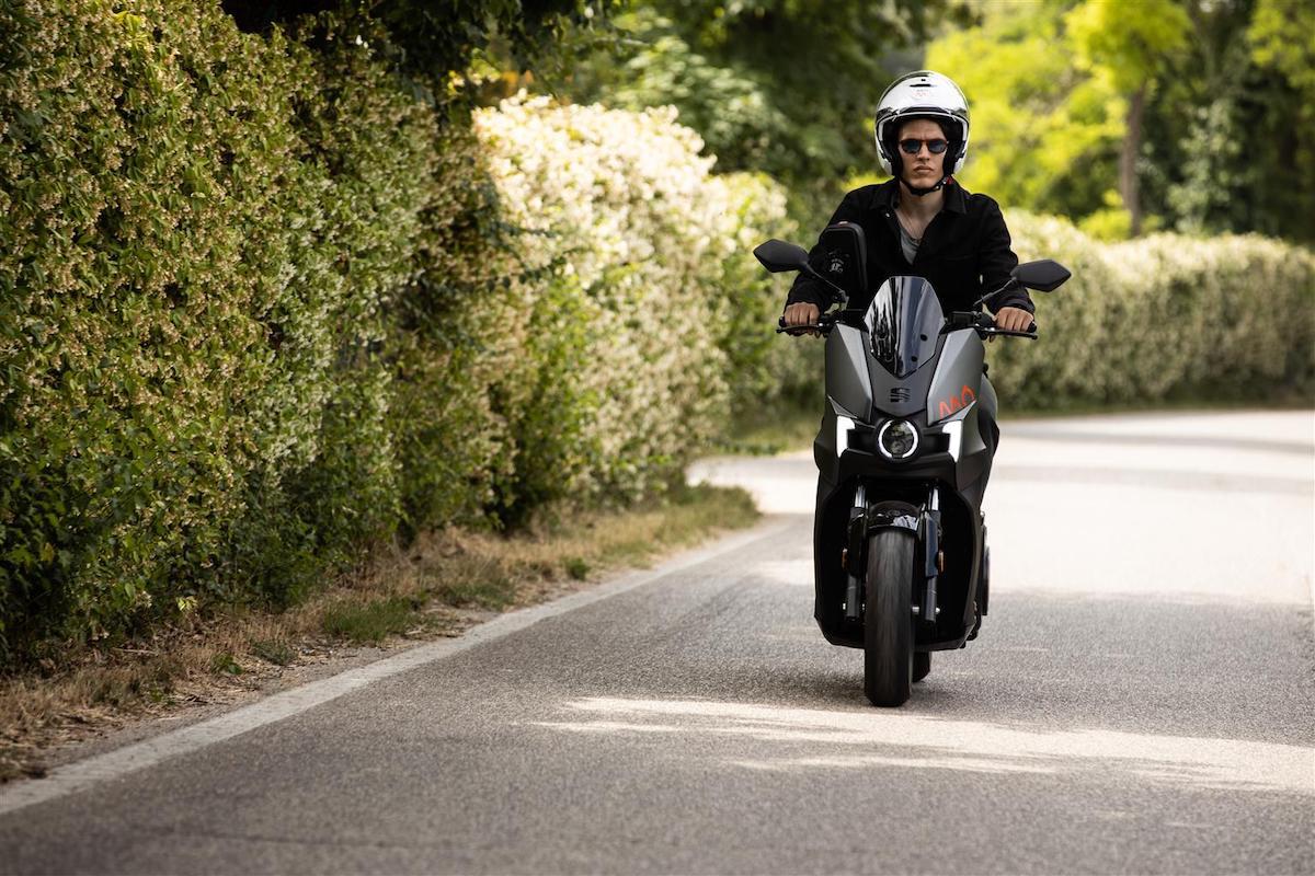 MÓ eScooter 125, il primo scooter completamente elettrico di Seat MÓ eScooter 125, il primo scooter completamente elettrico di Seat