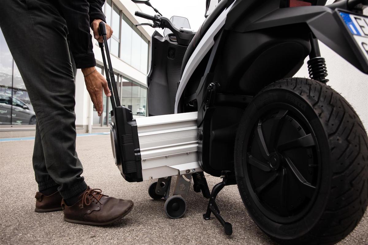 MÓ eScooter 125, il primo scooter completamente elettrico di Seat MÓ eScooter 125, il primo scooter completamente elettrico di Seat
