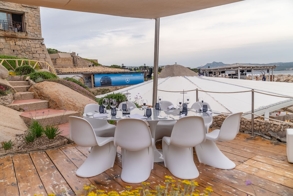 Mercedes partnership con Phi Beach Mercedes partnership con Phi Beach