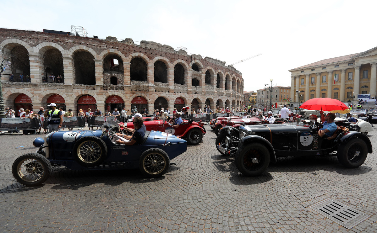 Verona accoglie la 4° tappa della 1000 Miglia Verona accoglie la 4° tappa della 1000 Miglia
