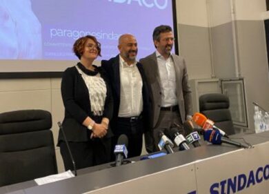 Milano, Paragone presenta la sua candidatura: “La destra non vuole vincere”
