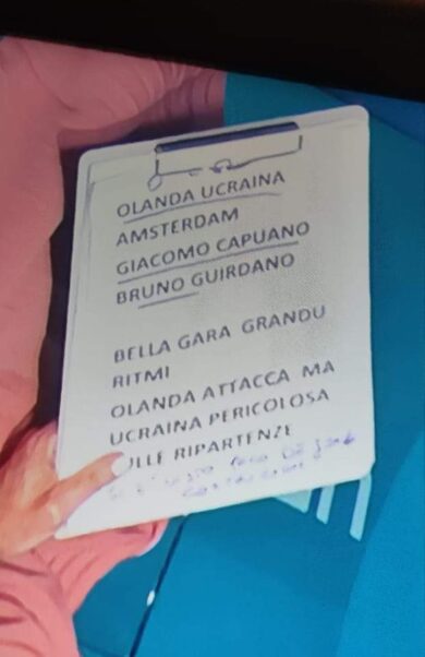 Paola Ferrari, diva per caso: i suoi “ops” sexy e verbali famosi nel mondo