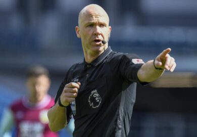 Italia-Austria: inglesi stupiti dai sospetti di Zazzaroni sull’arbitro Taylor