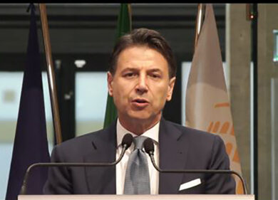 M5S, Conte: “Non farei il prestanome di un leader ombra”. Video