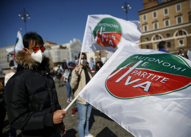 Tasse, per 4,3 mln di partite Iva slittano al 20 luglio. Rinvio in extremis Tasse, per 4,3 mln di partite Iva slittano al 20 luglio. Rinvio in extremis