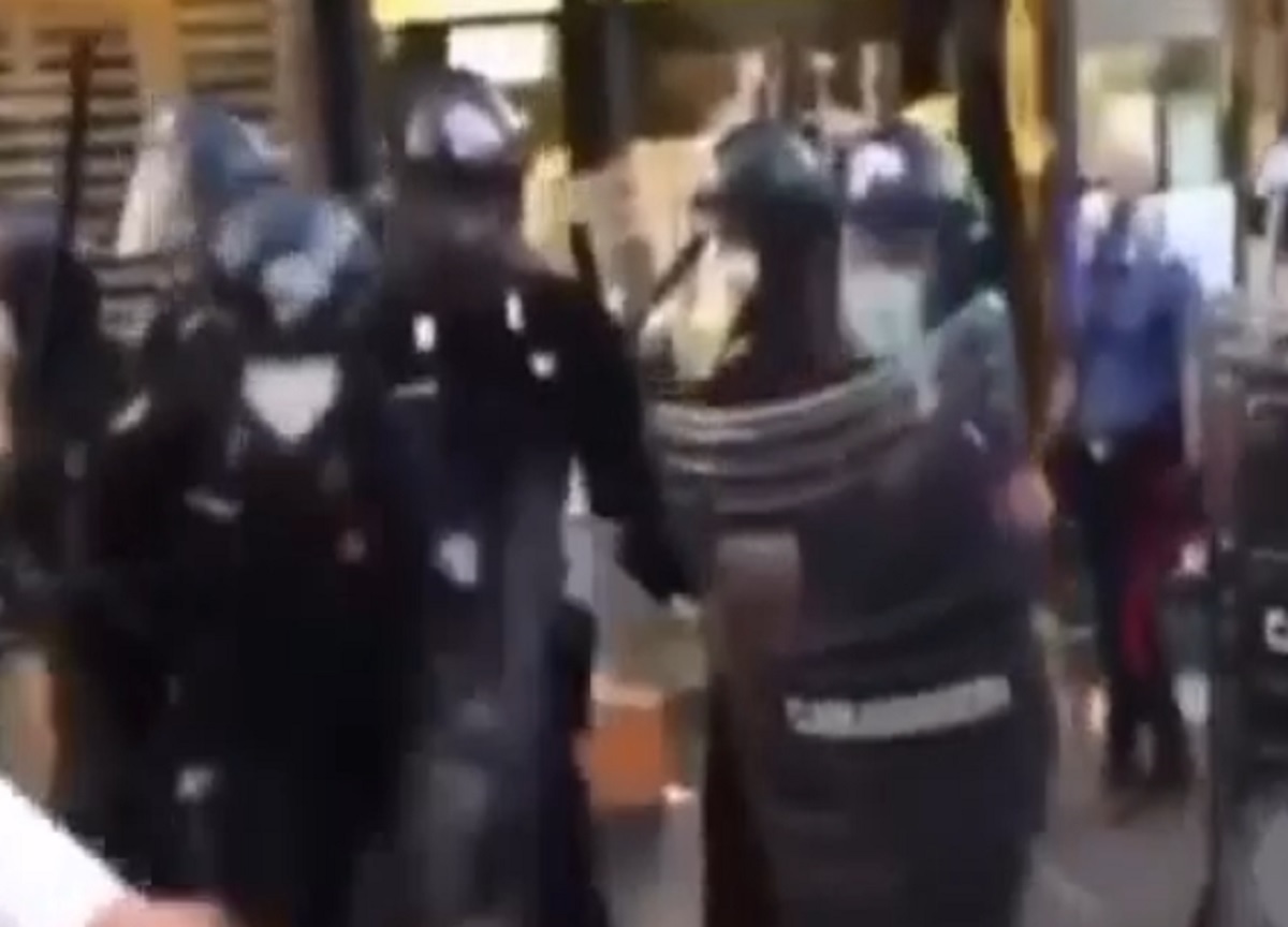 Scontri in piazza XXIV Maggio, solidarietà della Lega ai carabinieri Scontri in piazza XXIV Maggio, solidarietà della Lega ai carabinieri
