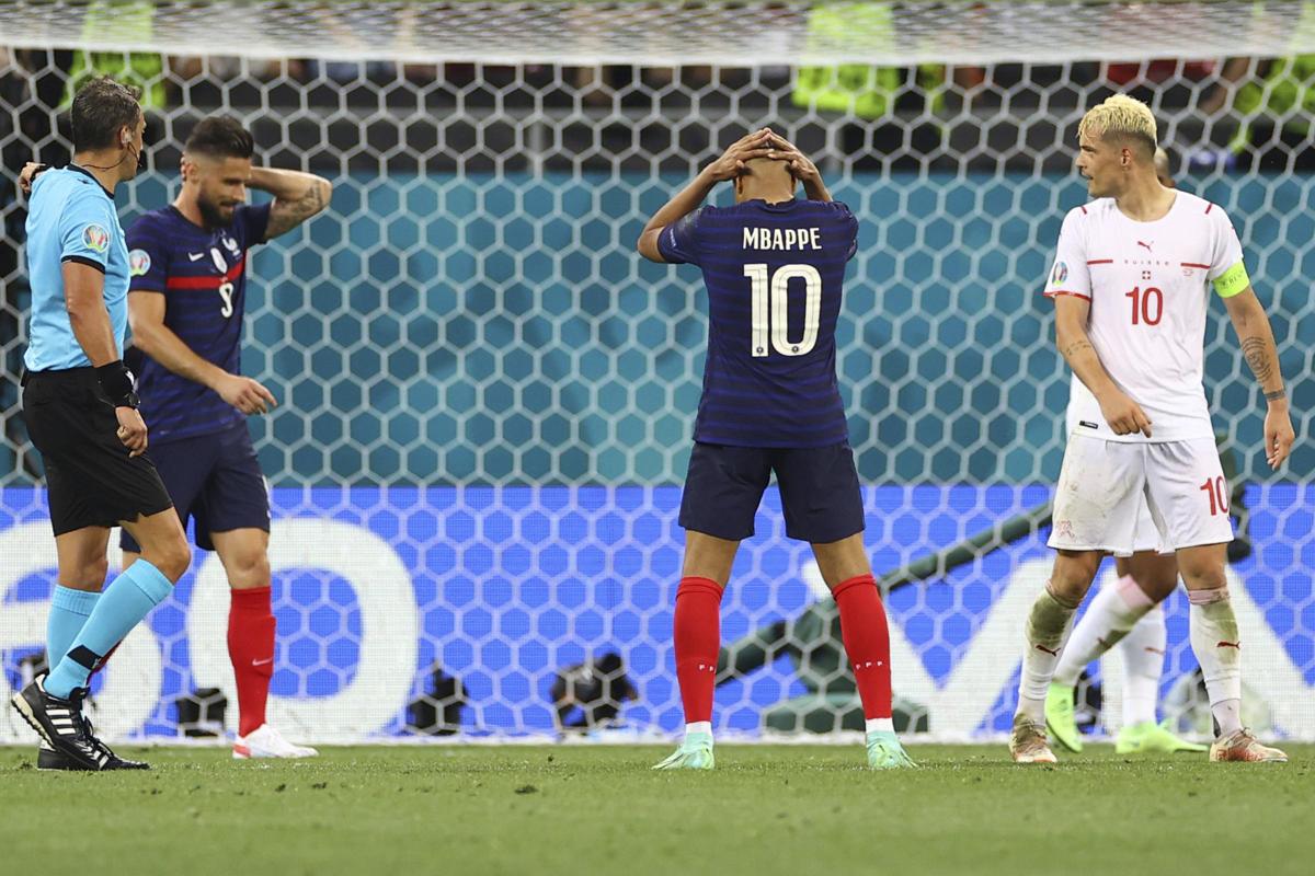 Francia disastro, tradita da Mbappè: eliminata dalla Svizzera. Addio Euro 2020 Francia disastro, tradita da Mbappè: eliminata dalla Svizzera. Addio Euro 2020