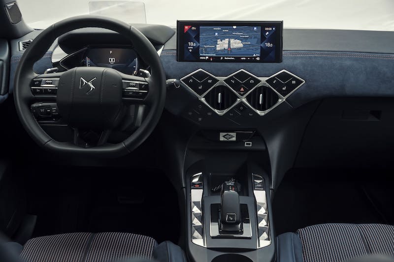 DS3 Crossback, per un estate elettrico