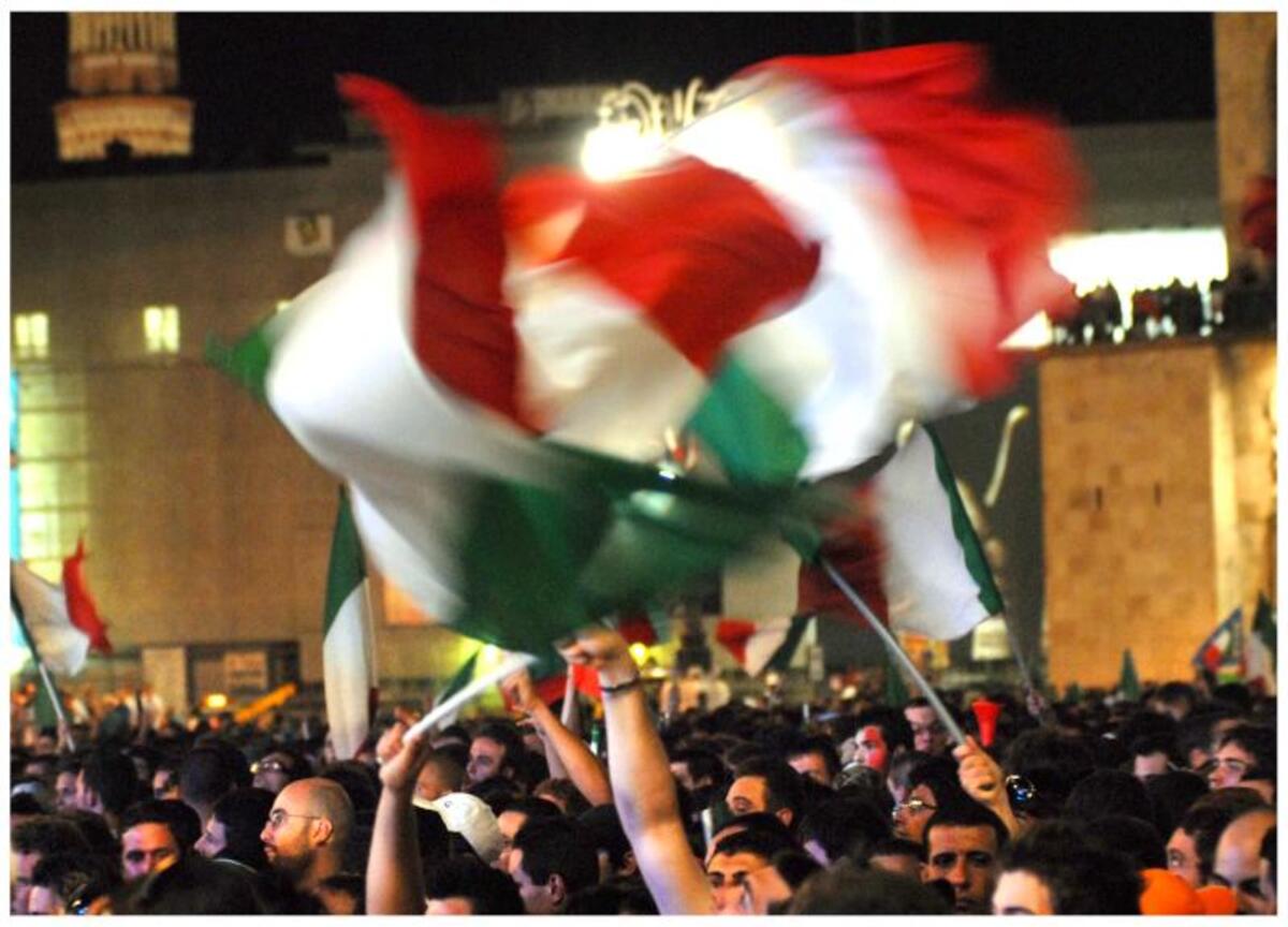 Europei, Italia-Belgio e febbre Azzurra: 10.000 tifosi italiani in Germania! Europei, Italia-Belgio e febbre Azzurra: 10.000 tifosi italiani in Germania!