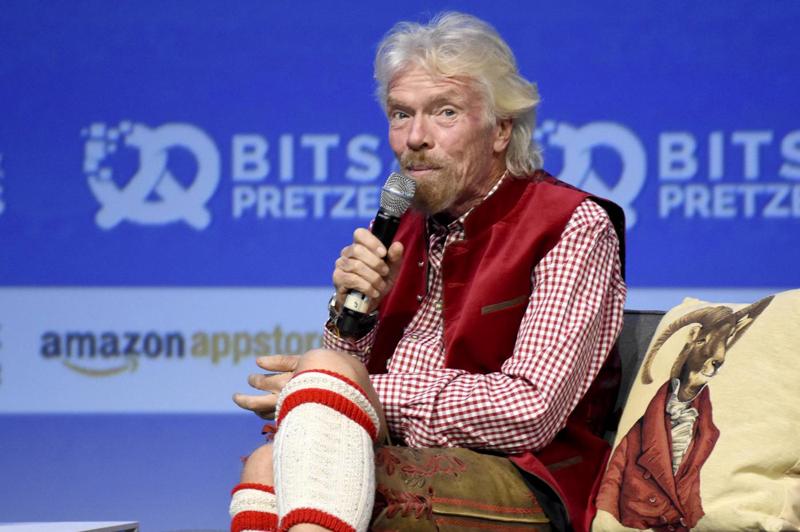 Spazio, Branson anticipa e beffa Bezos. Virgin in orbita prima di Blue Origin Spazio, Branson anticipa e beffa Bezos. Virgin in orbita prima di Blue Origin