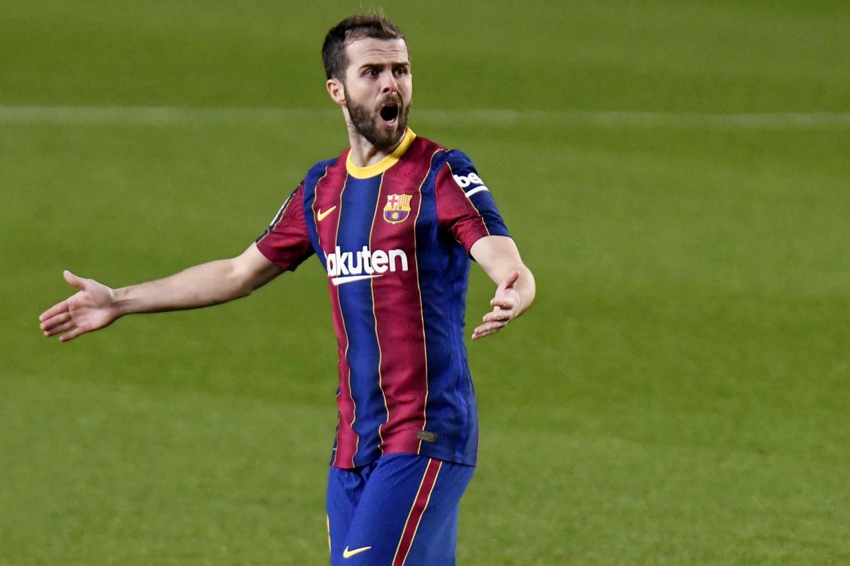 Pjanic-Juventus? Un ex Juve lo vuol soffiare alla Signora. Rumors Pjanic-Juventus? Un ex Juve lo vuol soffiare alla Signora. Rumors