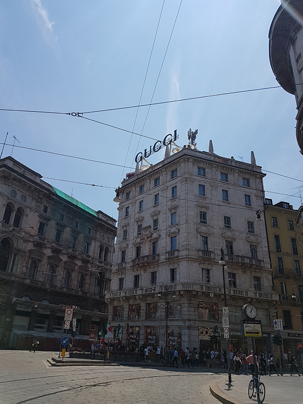 Essilux, rinvio di 3 mesi della firma al contratto. E Gucci rimpiazza Ray-Ban