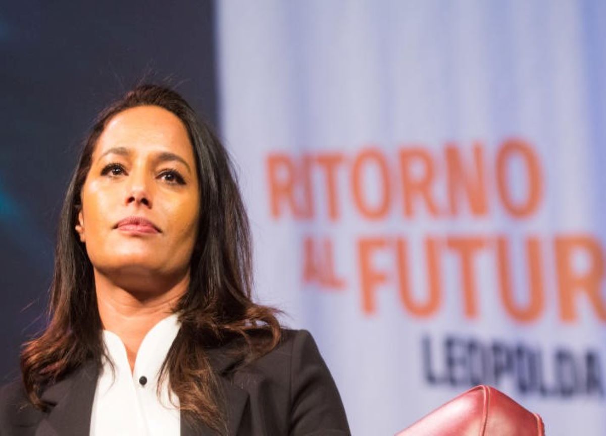 Rula Jebreal, a Propaganda no ma al circolo per soli uomini porta il suo libro Rula Jebreal, a Propaganda no ma al circolo per soli uomini porta il suo libro