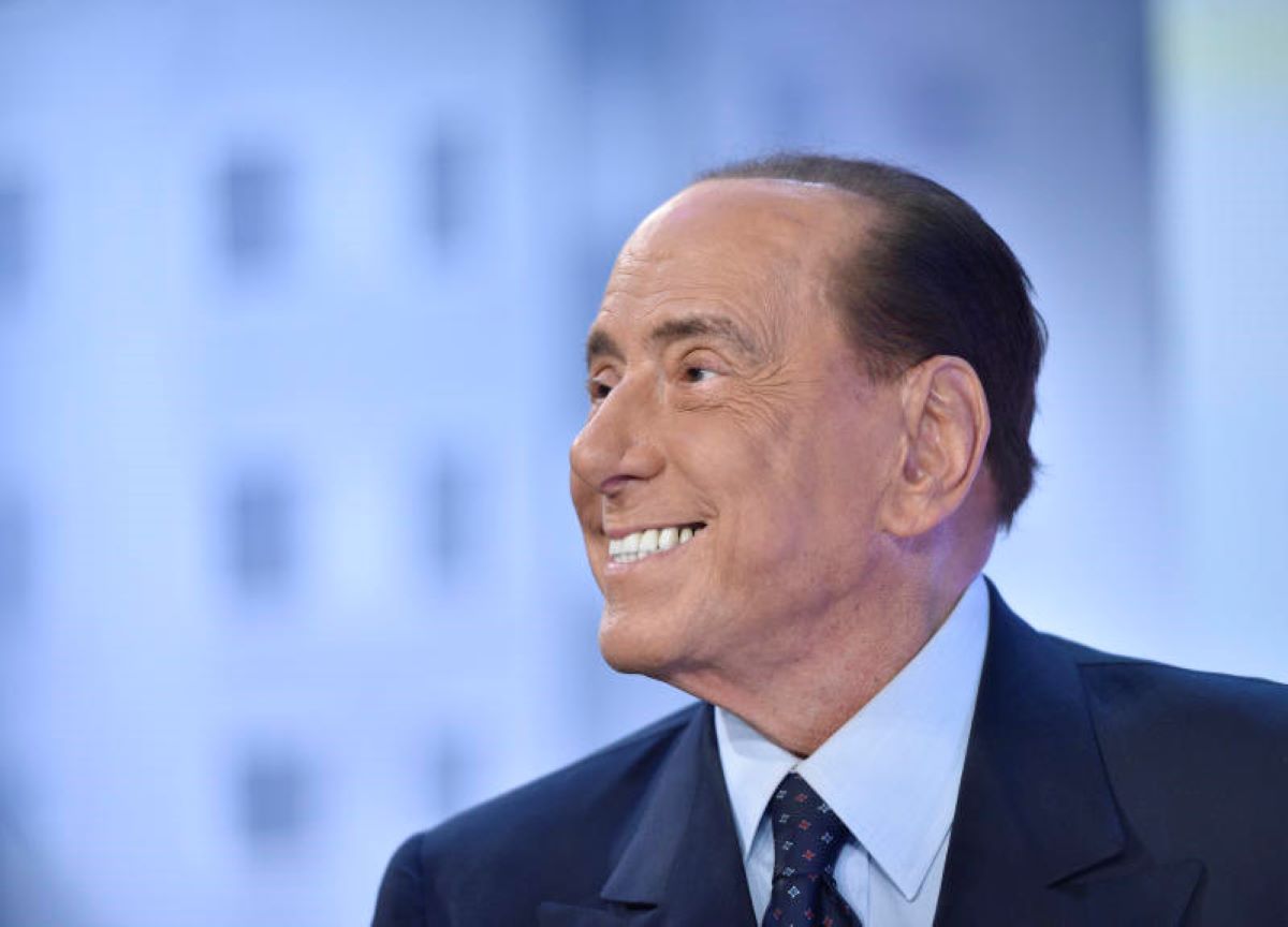 Paolo Rossi, “Che errore con Berlusconi. Mi pagavano per insultarlo, ma…” Paolo Rossi, “Che errore con Berlusconi. Mi pagavano per insultarlo, ma…”
