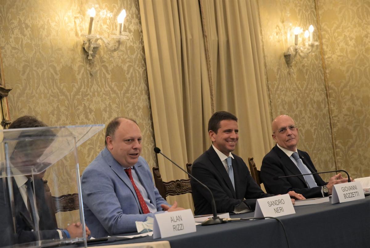 “Emirati: nulla è impossibile” il libro che unisce le Culture Internazionali “Emirati: nulla è impossibile” il libro che unisce le Culture Internazionali