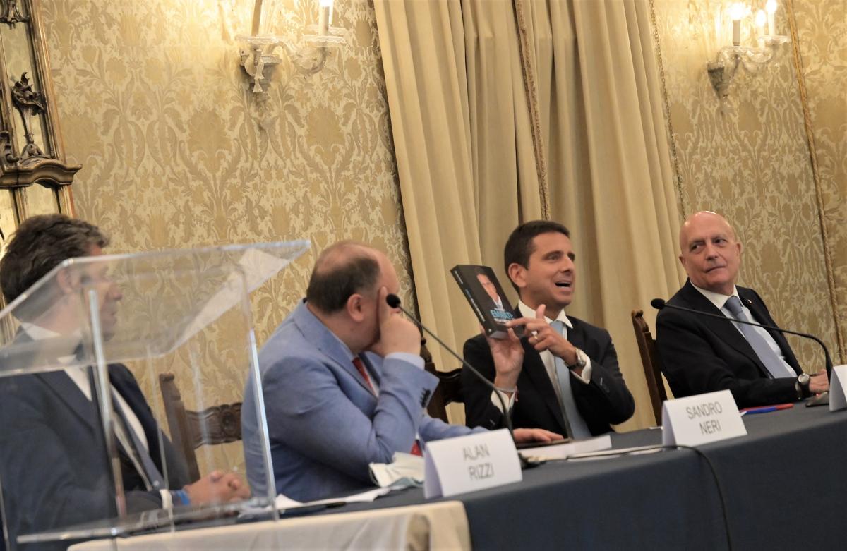 “Emirati: nulla è impossibile” il libro che unisce le Culture Internazionali “Emirati: nulla è impossibile” il libro che unisce le Culture Internazionali