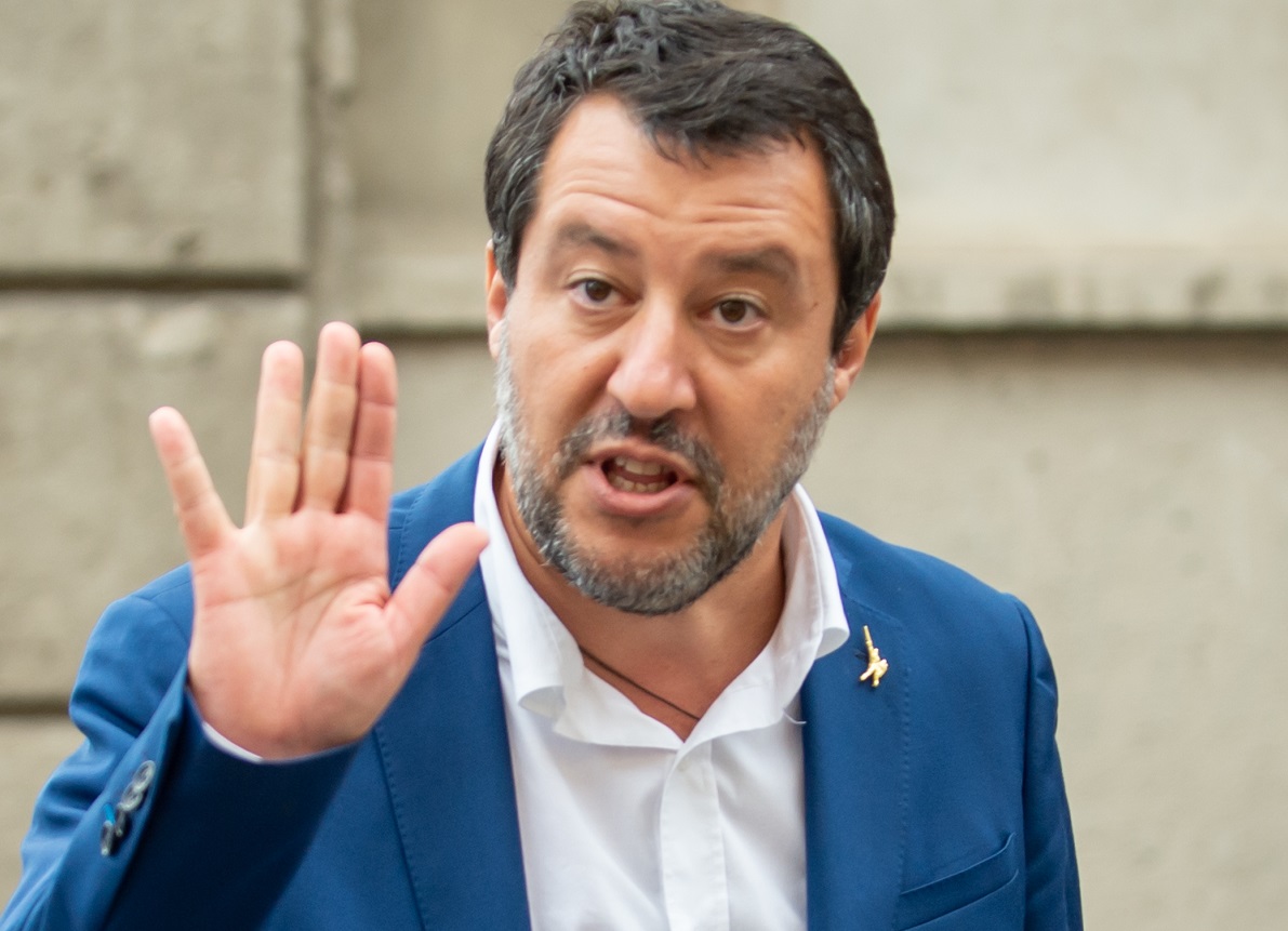 Ciclabili, Salvini: “In Corso Buenos Aires vado io a sbianchettare” Ciclabili, Salvini: “In Corso Buenos Aires vado io a sbianchettare”