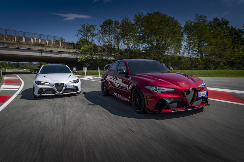 Alfa Romeo: la Giulia GTA incendia il Festival of Speed 2021 a Goodwood Alfa Romeo: la Giulia GTA incendia il Festival of Speed 2021 a Goodwood
