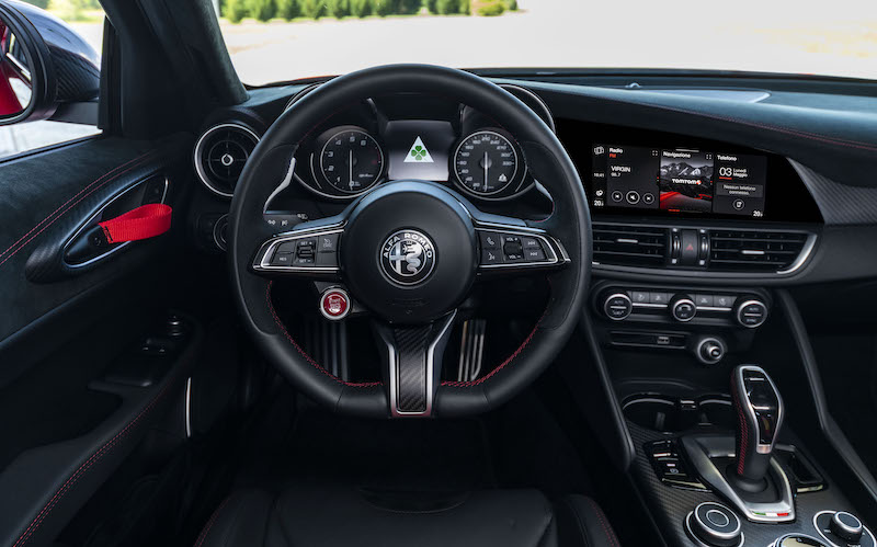 Alfa Romeo: la Giulia GTA incendia il Festival of Speed 2021 a Goodwood Alfa Romeo: la Giulia GTA incendia il Festival of Speed 2021 a Goodwood