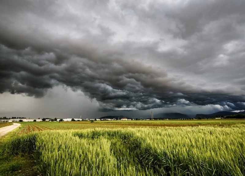 Meteo, estate in crisi in fresco e piogge. Ecco quando e dove Meteo, estate in crisi in fresco e piogge. Ecco quando e dove