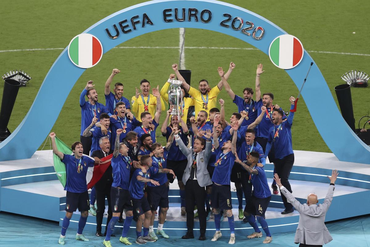 Ascolti TV, trionfa lo sport tricolore: boom per Italia e Berrettini Ascolti TV, trionfa lo sport tricolore: boom per Italia e Berrettini