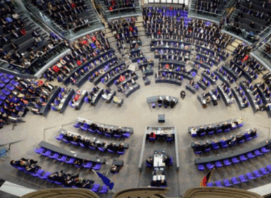 Germania verso il voto con lo spettro ingovernabilità. Verdi a picco