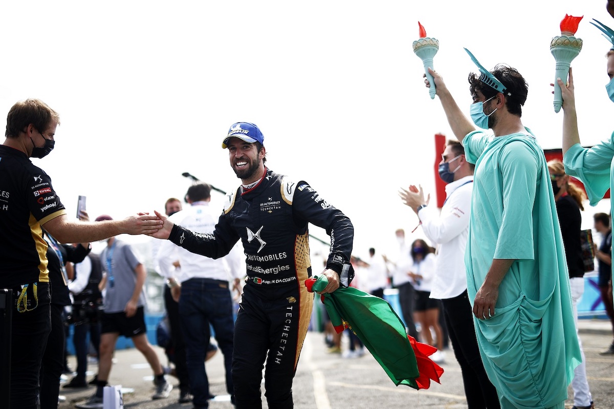 António Félix da Costa porta la DS TECHEETAH sul podio in gara 2 a New York! António Félix da Costa porta la DS TECHEETAH sul podio in gara 2 a New York!