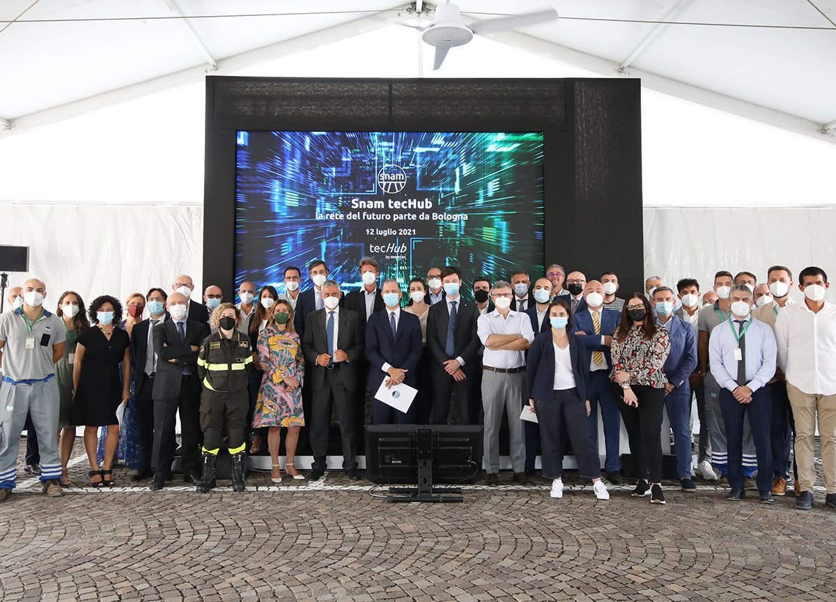 Snam, inaugurato il primo TecHub. Alverà: “Tappa chiave per la nostra rete” Snam, inaugurato il primo TecHub. Alverà: “Tappa chiave per la nostra rete”