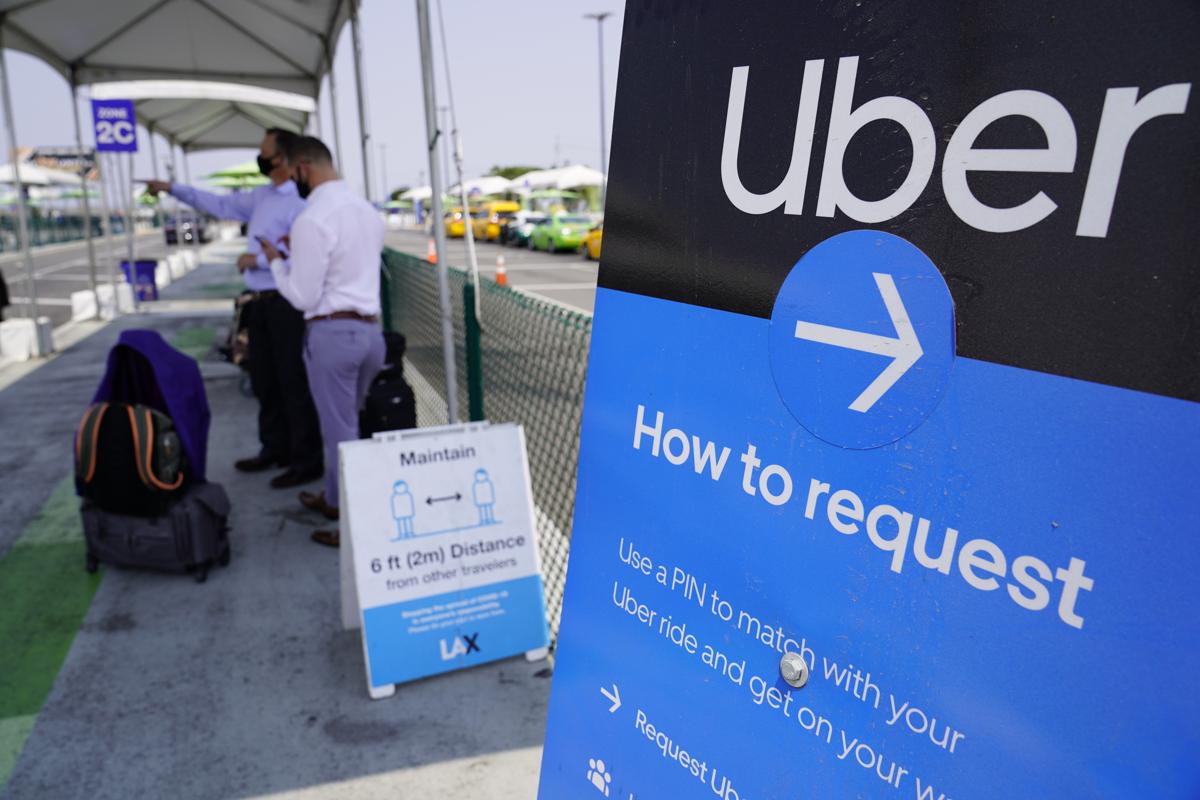 Migranti, commissaria Ue lancia l’allarme: “Usano Uber per entrare in Europa” Migranti, commissaria Ue lancia l’allarme: “Usano Uber per entrare in Europa”