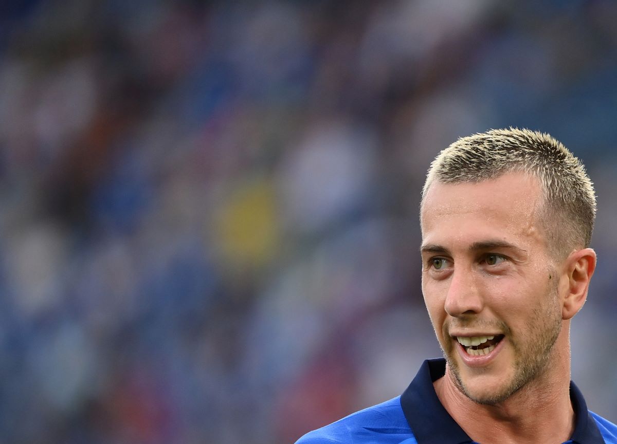 Federico Bernardeschi sposa Veronica Ciardi: dopo Euro 2020, la festa continua Federico Bernardeschi sposa Veronica Ciardi: dopo Euro 2020, la festa continua