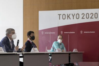 La gaffe “olimpica” di Bach: il Presidente del CIO scambia Giappone e Cina!