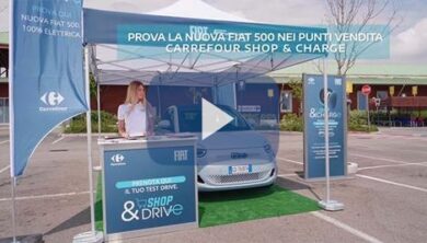“Shop & Charge”: protagonista la Nuova Fiat 500, 100% elettrica