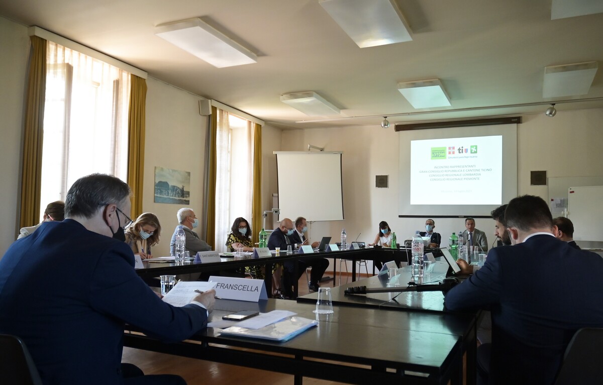 Regio Insubrica vertice con i rappresentanti dei Consigli regionali di Ticino, Lombardia e Piemonte.